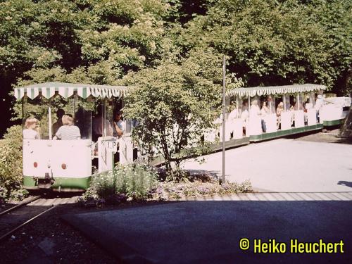 82080115 Kleine Wallanlagen (1)