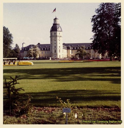 Gelber Zug Schlosswiese, Copyright Helmut Viel, Sammlung Stephan Viel01 (1) (1) (1) (1)