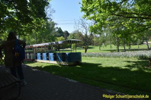 HS0 5765 (1)