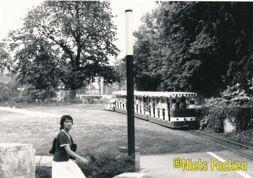 Parkbahn Hamburg am Eingang Stephansplatz Sommer 1977 Foto N Focken (3)
