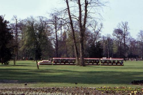 Roter Zug Schlosswiese, Copyright Helmut Viel, Sammlung Stephan Viel01 (1) (1) (1) (1)